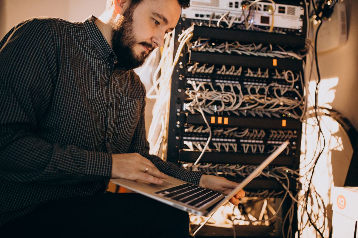 IT professionals conduct Network Assessments Detroit for business security and performance